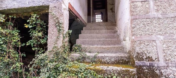 5 bedrooms House in Penafiel, Portugal No. 188911 6