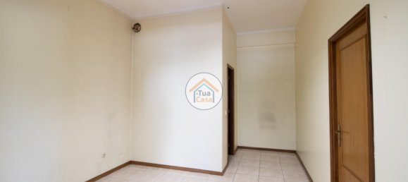 Коммерческая недвижимость 88м² в Визеу, Португалия № 60707 6