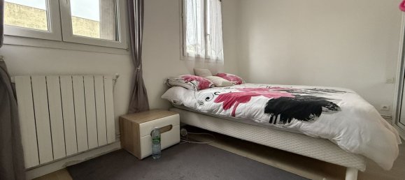 3 bedrooms House in Bobigny, France No. 176524 2