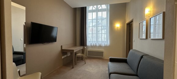 32m² Commercial property in Reims, France No. 81385 7