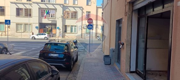1 room Commercial property in Cagliari, Italy No. 46580 3