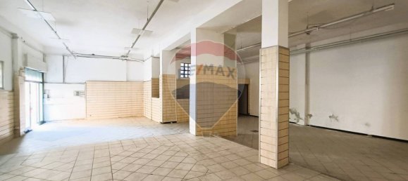 1 room Commercial property in Cagliari, Italy No. 46580 9
