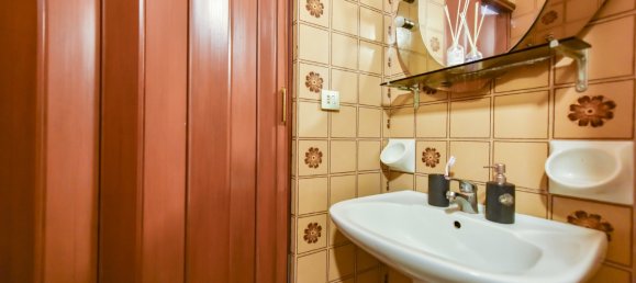 2 rooms Apartment in Turin, Italy No. 8621 20
