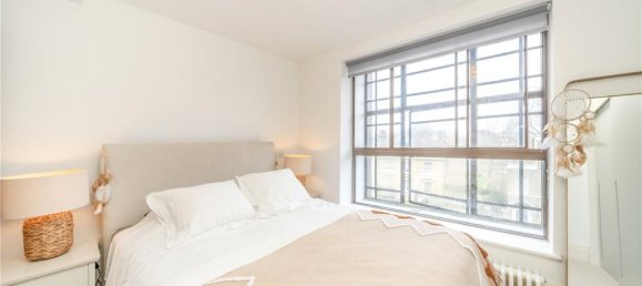 2 bedrooms Apartment in London, United Kingdom No. 12758 11