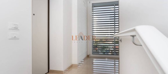 2 bedrooms Apartment in Bergamo, Italy No. 299211 24