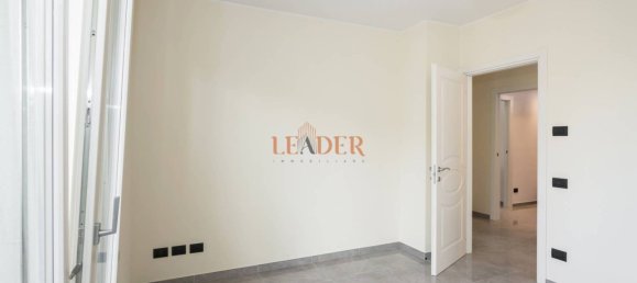 2 bedrooms Apartment in Bergamo, Italy No. 299211 15