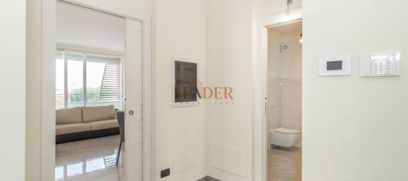 2 bedrooms Apartment in Bergamo, Italy No. 299211 8