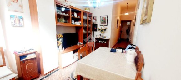 3 rooms Apartment in Bari, Italy No. 174092 9