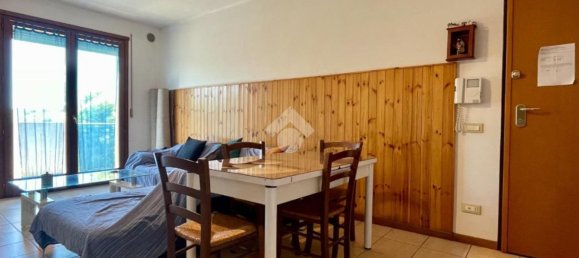 3 rooms Apartment in Selvazzano Dentro, Italy No. 286272 4