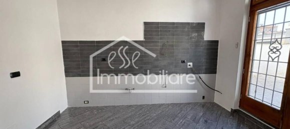 6 rooms Apartment in Empoli, Italy No. 35342 4