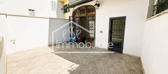 6 rooms Apartment in Empoli, Italy No. 35342 35