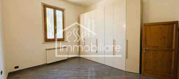 6 rooms Apartment in Empoli, Italy No. 35342 12