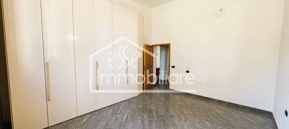 6 rooms Apartment in Empoli, Italy No. 35342 17