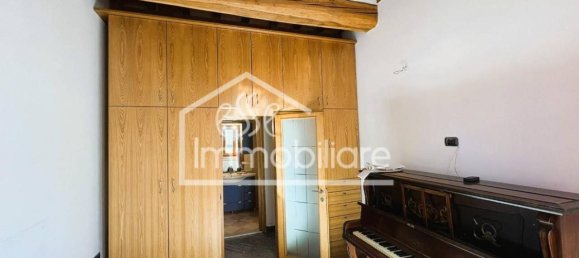 6 rooms Apartment in Empoli, Italy No. 35342 71