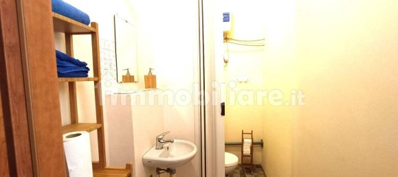 4-Zimmer Gewerbliche Immobilie in Arona, Italy, Nr. 206580 5
