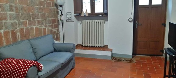 Квартира с 5 комнатами в Ареццо, Италия № 163710 38