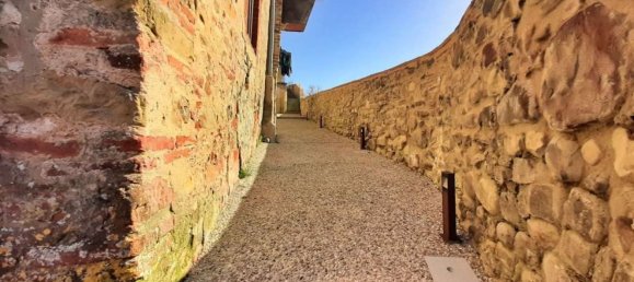 Квартира с 5 комнатами в Ареццо, Италия № 163710 27