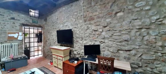 Квартира с 5 комнатами в Ареццо, Италия № 163710 6