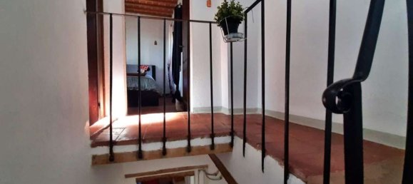 Квартира с 5 комнатами в Ареццо, Италия № 163710 23