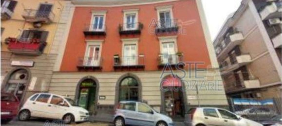 259m² Commercial property in Pozzuoli, Italy No. 260931 2
