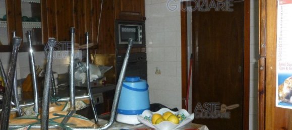 7-salle Appartement à San Miniato, Italy No. 199506 53