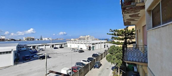 3 rooms Apartment in Villafranca Tirrena, Italy No. 139311 3