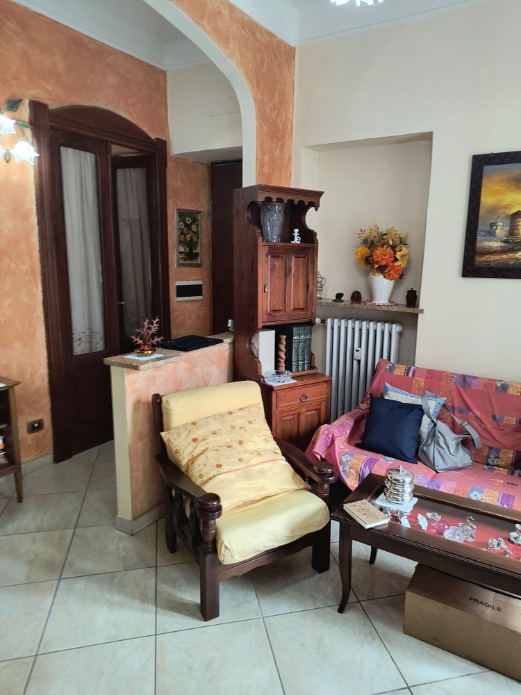 5 rooms Duplex in Alessandria, Italy No. 265131