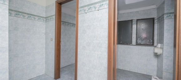 Propiedad comercial en Turin, Italy 97 m² No. 352990 2