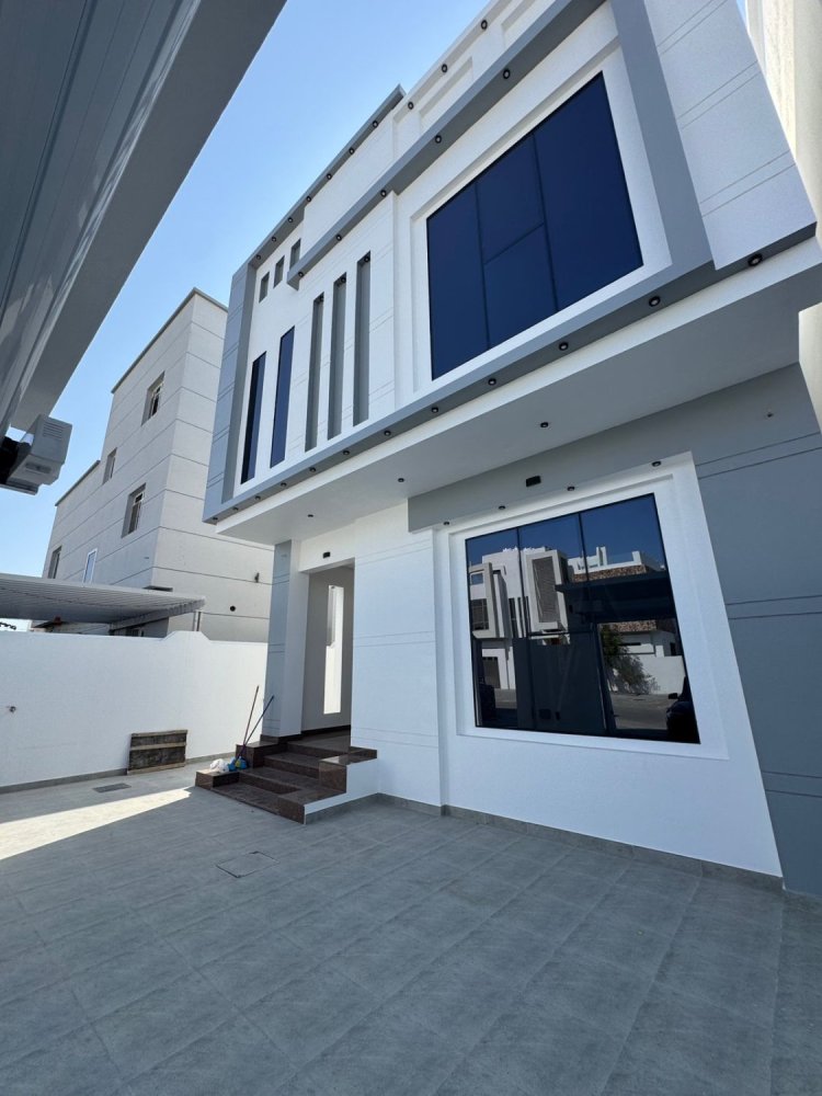 6 Schlafzimmer Property in As Sib, Oman, Nr. 1685