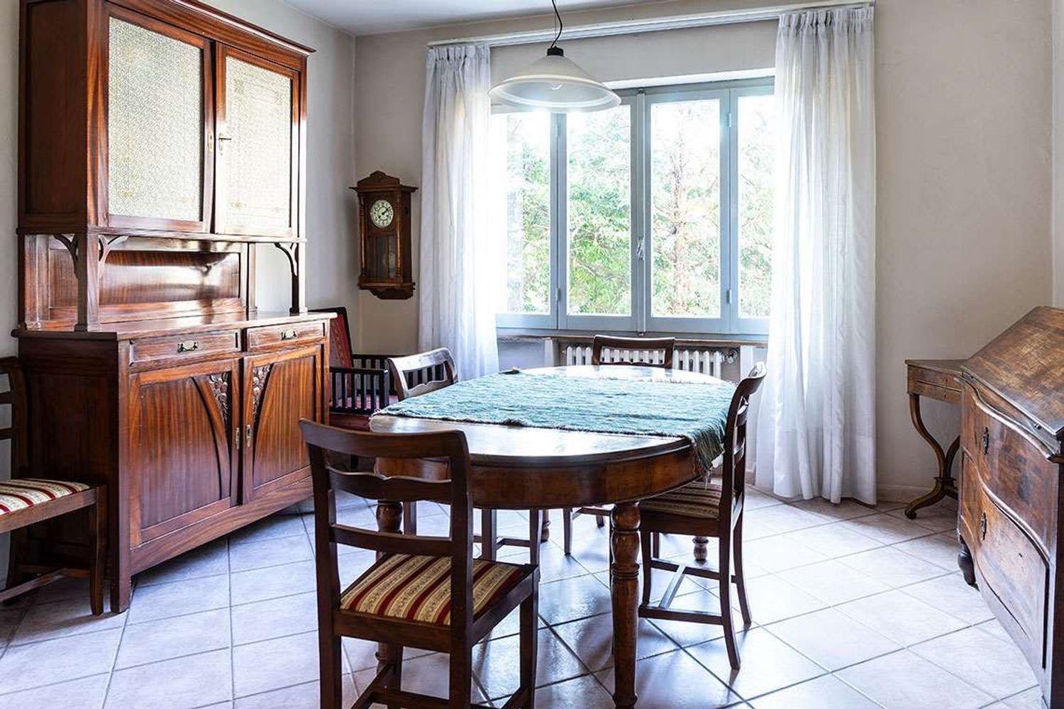 8 rooms Apartment in Reggio Emilia, Italy No. 145721