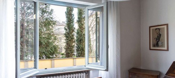 8 rooms Apartment in Reggio Emilia, Italy No. 145721 4