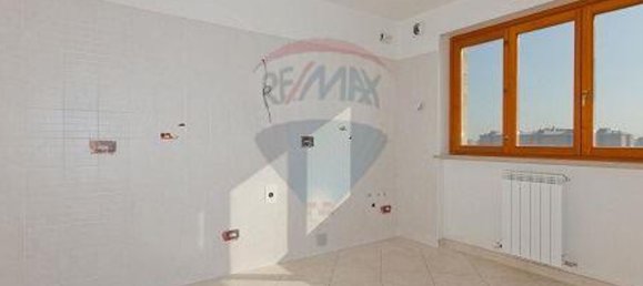 Apartamento de 2 dormitorios en Turin, Italy No. 103273 5