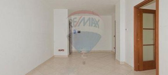 Apartamento de 2 dormitorios en Turin, Italy No. 103273 4