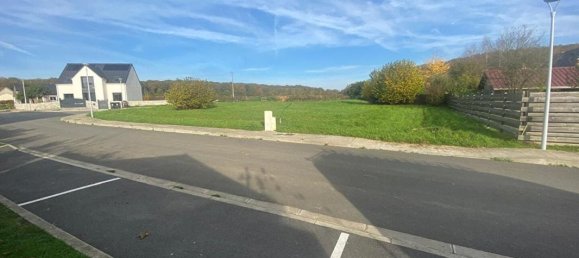 863m² Land in Beauvais, France No. 159845 4