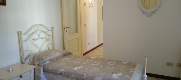 2 rooms Apartment in Pavia, Italy No. 238736 4