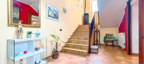 5 bedrooms House in Cavaglio d'Agogna, Italy No. 377469 2