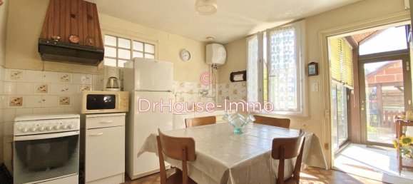 4 chambres Maison à Léré, France No. 63170 7