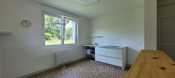 Apartamento de 2 dormitorios en Cotes-d'Armor, France No. 308149 8