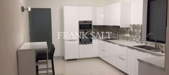 4 bedrooms Apartment in Sliema, Malta No. 4062 8