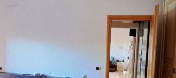 Квартира с 2 комнатами в Рим, Италия № 219292 17