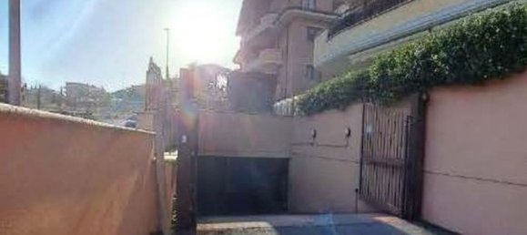 Квартира с 2 комнатами в Рим, Италия № 219292 23