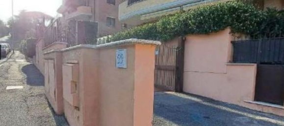 Квартира с 2 комнатами в Рим, Италия № 219292 22