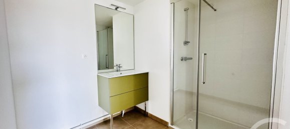 Apartamento de 2 dormitorios en Fouras, France No. 338777 9