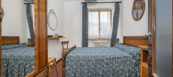 5 rooms House in Canosio, Italy No. 280468 11