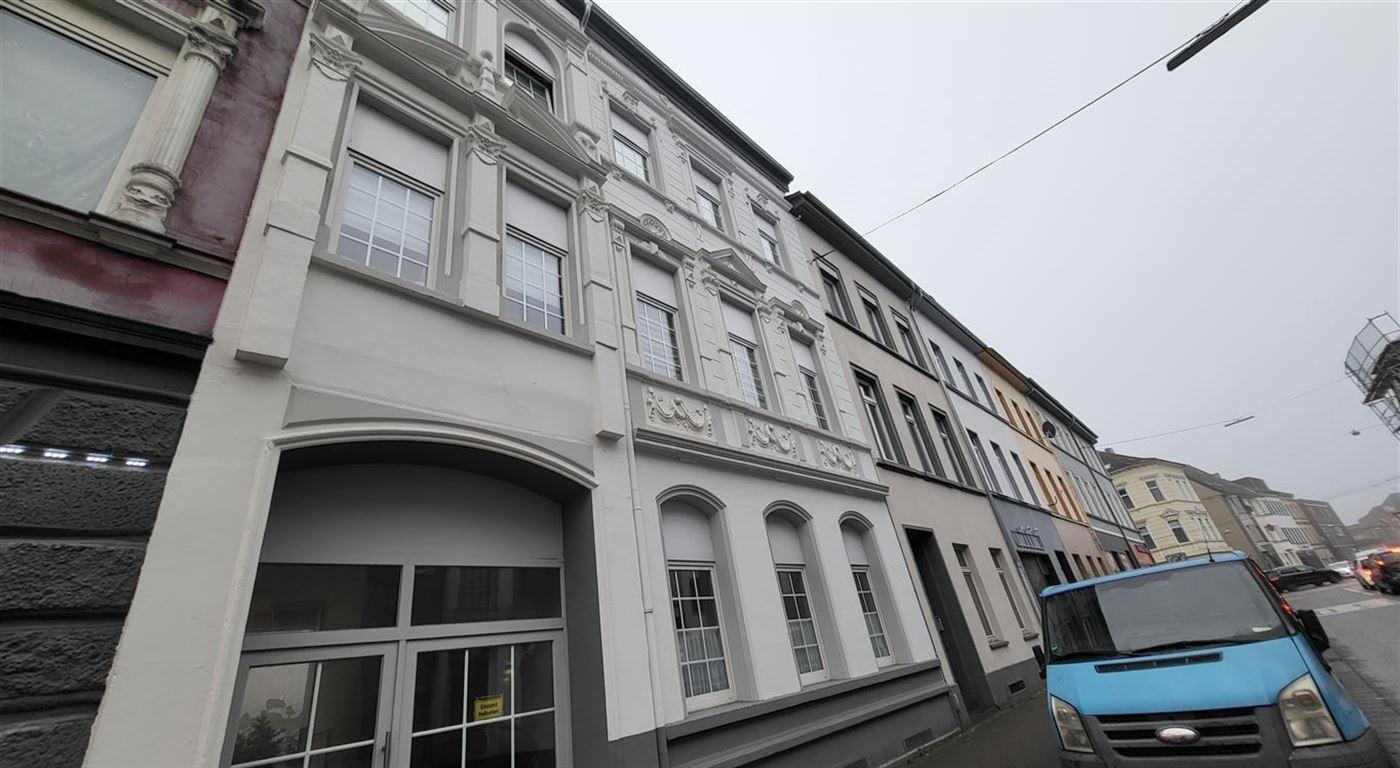 Квартира с 2 спальнями в Крефельд, Германия № 7283