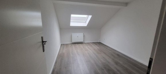 Квартира с 2 спальнями в Крефельд, Германия № 7283 9