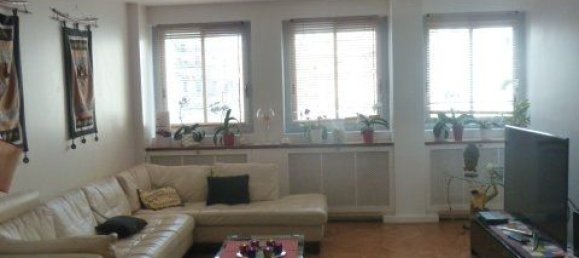 3 chambres Appartement à Paris, France No. 181522 3