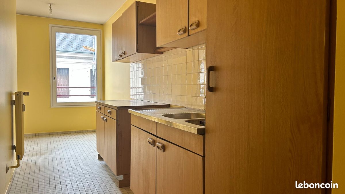 1 bedroom Apartment in Chateauroux, France No. 88727