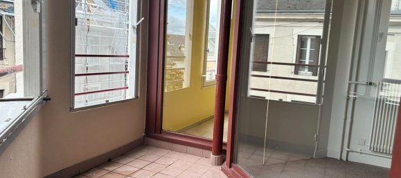 1 bedroom Apartment in Chateauroux, France No. 88727 8
