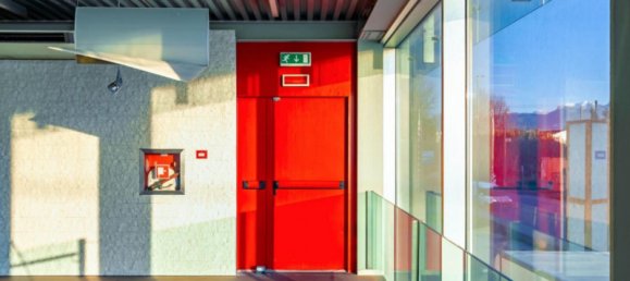 1900m² Warehouse in Viareggio, Italy No. 376346 18